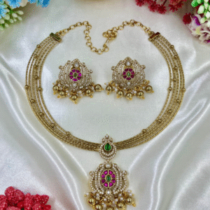 Vaidhi Moissanite Kundan Bridal Set